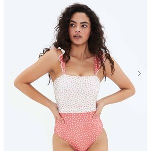 Summersalt The Ruffle Oasis Swimsuit